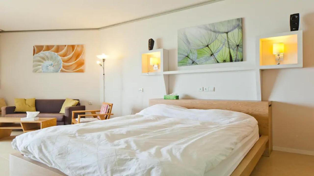 Luxury Sea View Apartment Herzelia Eksteriør billede